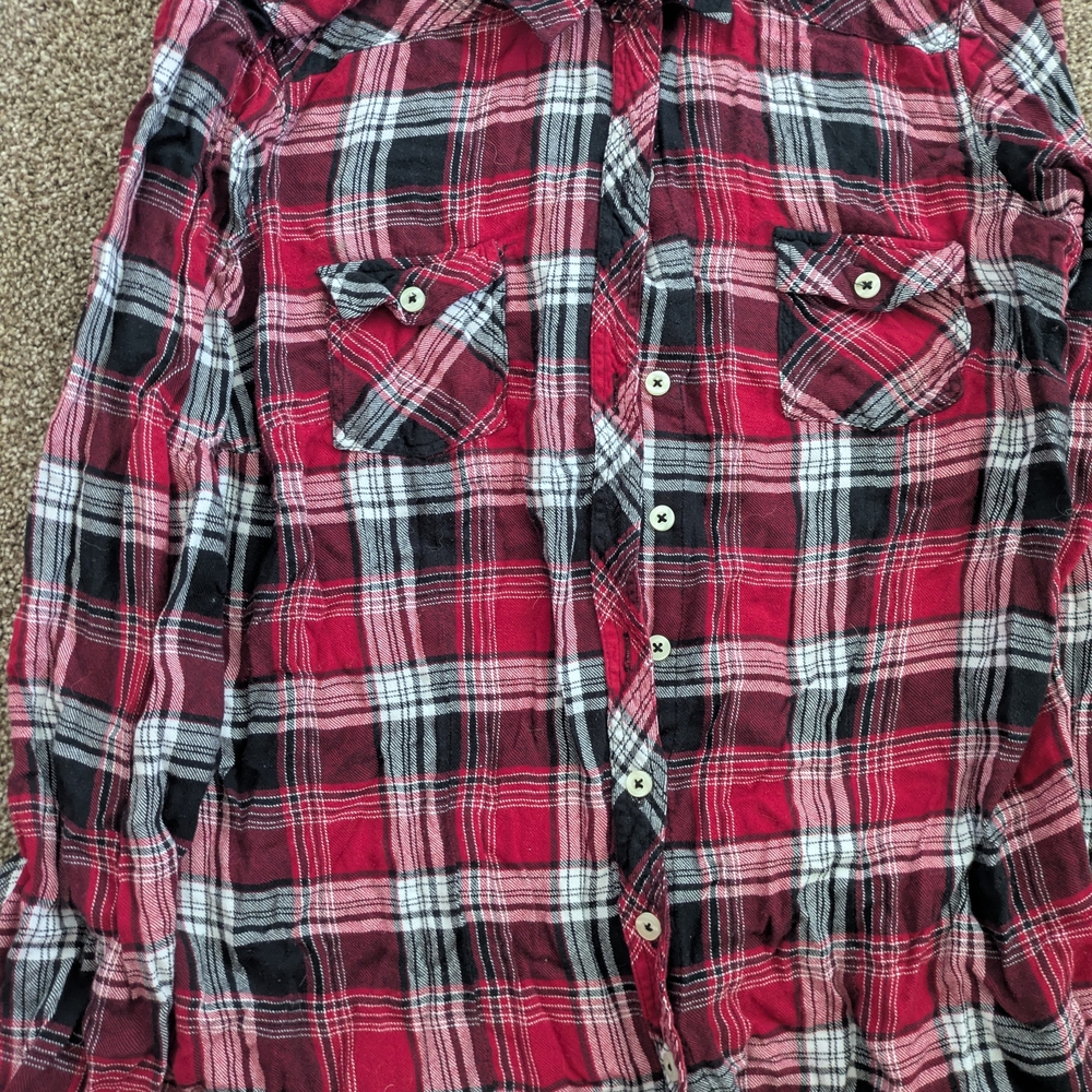 torrid Red Black White Plaid Long Sleeve Button-Up Shirt